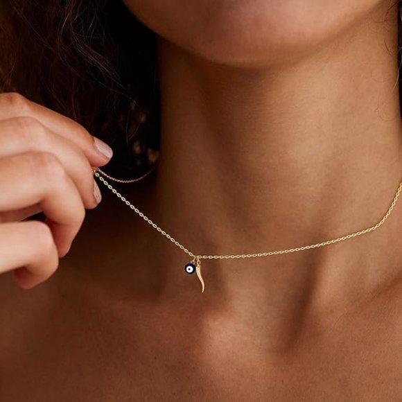 Neiman Marcus 14k Gold Plated Italian Evil Eye Horn Necklace - Picture 4 of 5